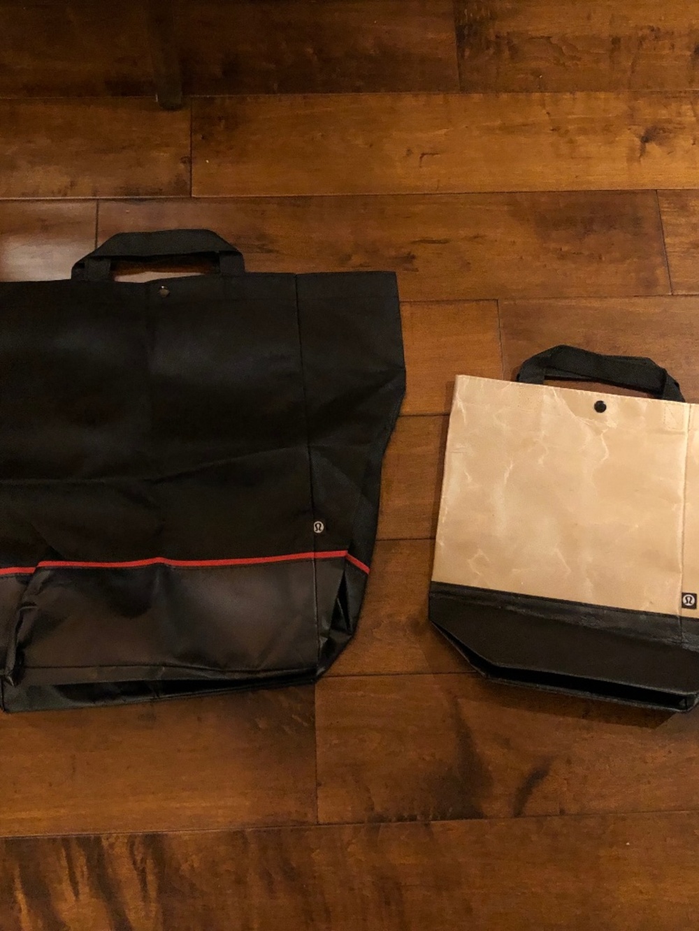 Rare Collectable Lululemon reusable Shoppers
